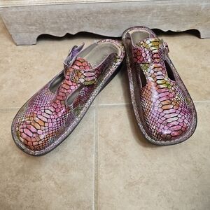 Alegria Pink and Orange Patterned Mules